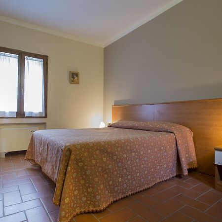 Antico Casale Le Fossate Hotel Giove Buitenkant foto