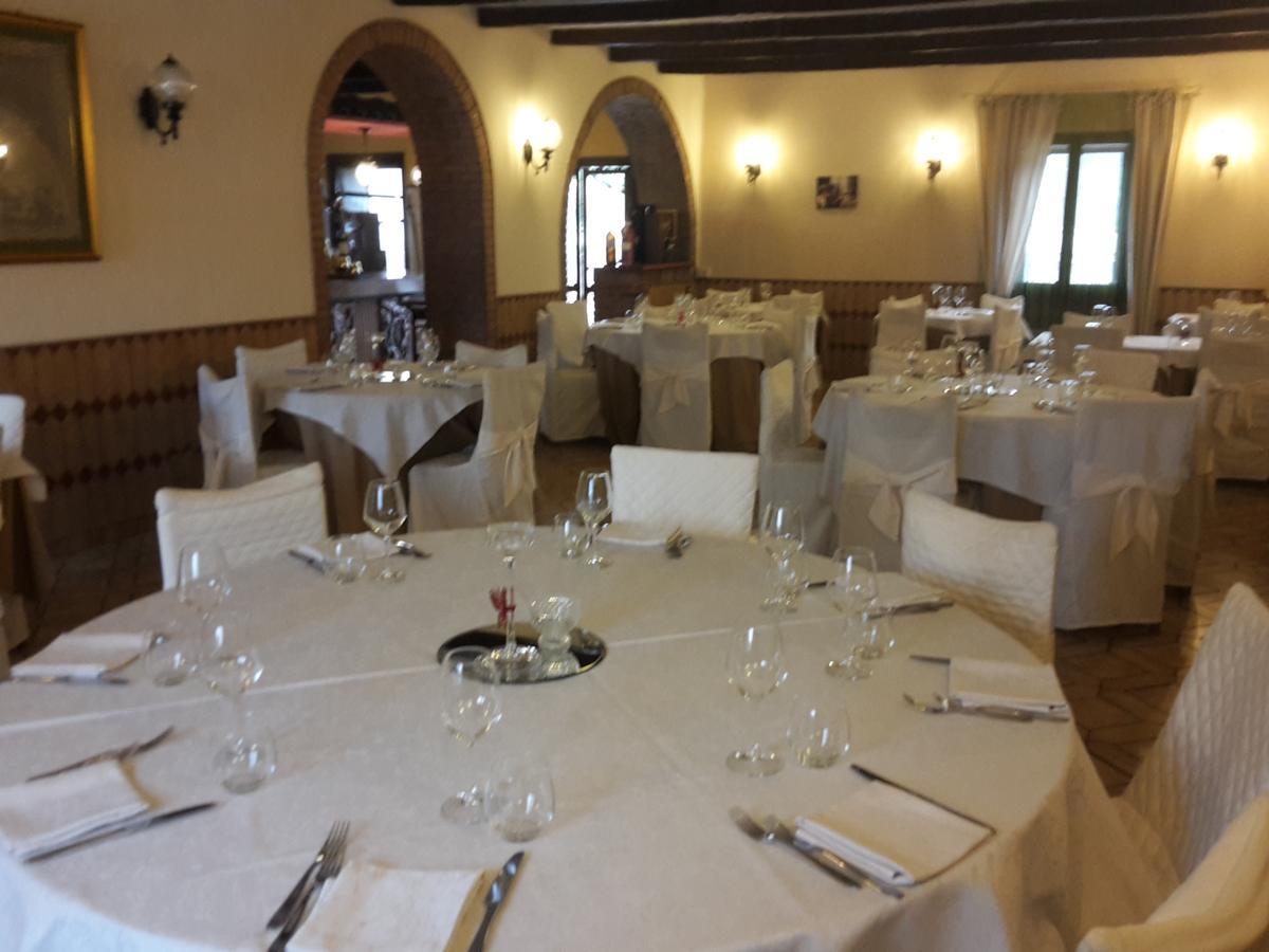 Antico Casale Le Fossate Hotel Giove Buitenkant foto