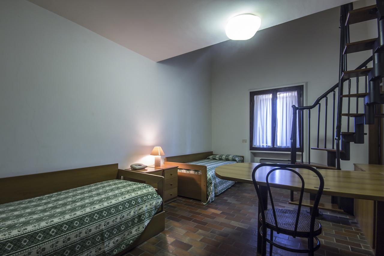 Antico Casale Le Fossate Hotel Giove Buitenkant foto